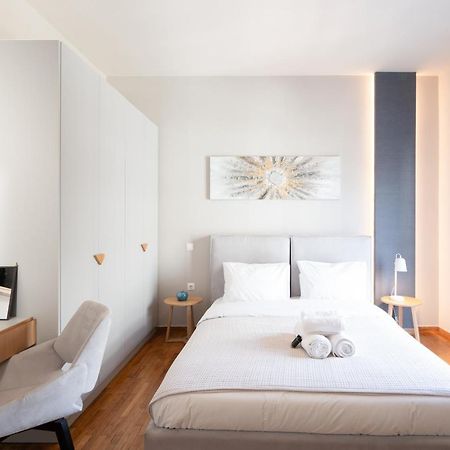 Classy Apartment In Koukaki, Walk To Metro & Acropolis Athens Luaran gambar