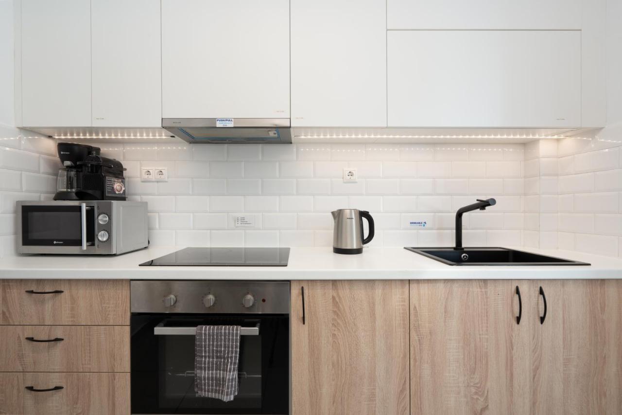 Classy Apartment In Koukaki, Walk To Metro & Acropolis Athens Luaran gambar