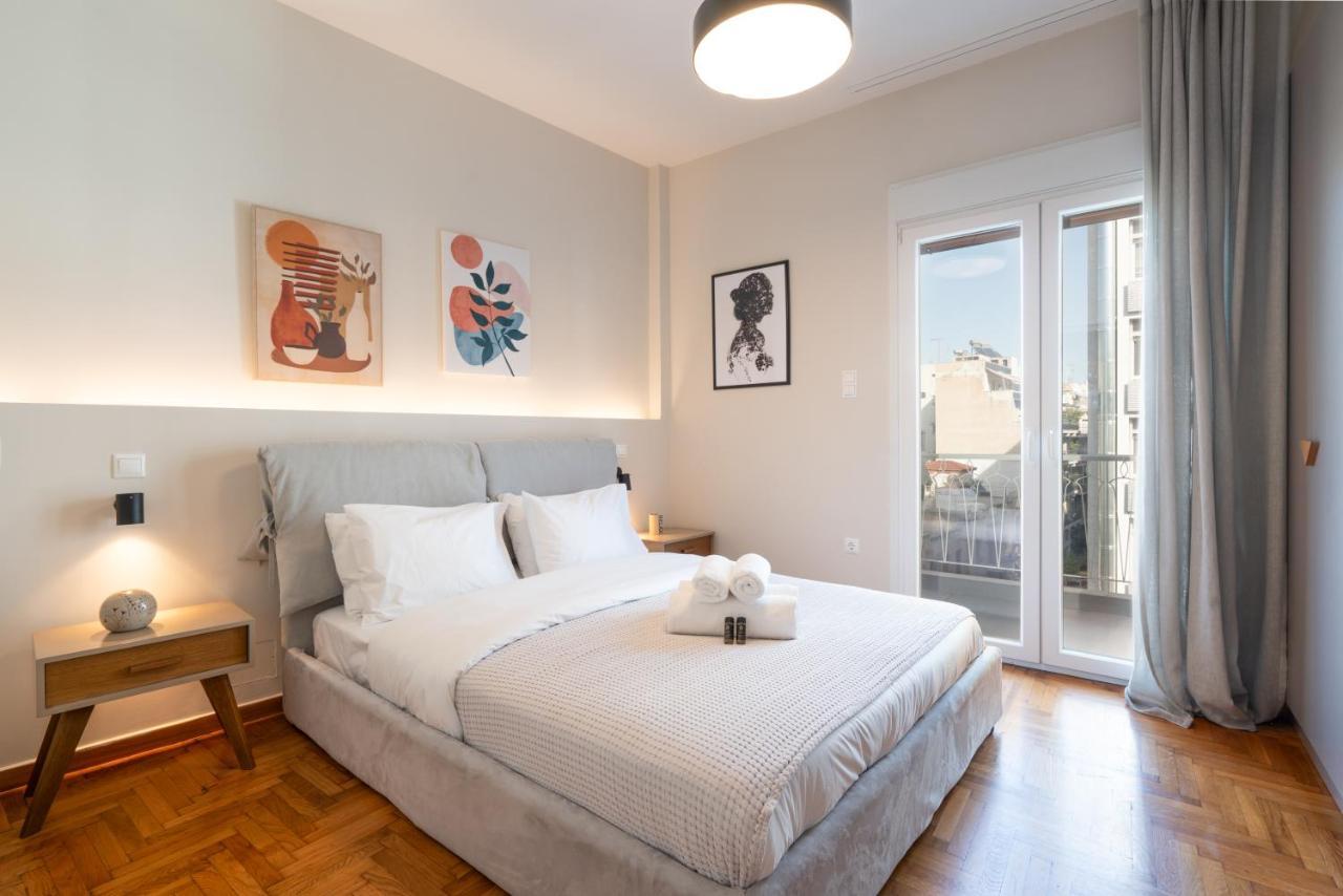 Classy Apartment In Koukaki, Walk To Metro & Acropolis Athens Luaran gambar