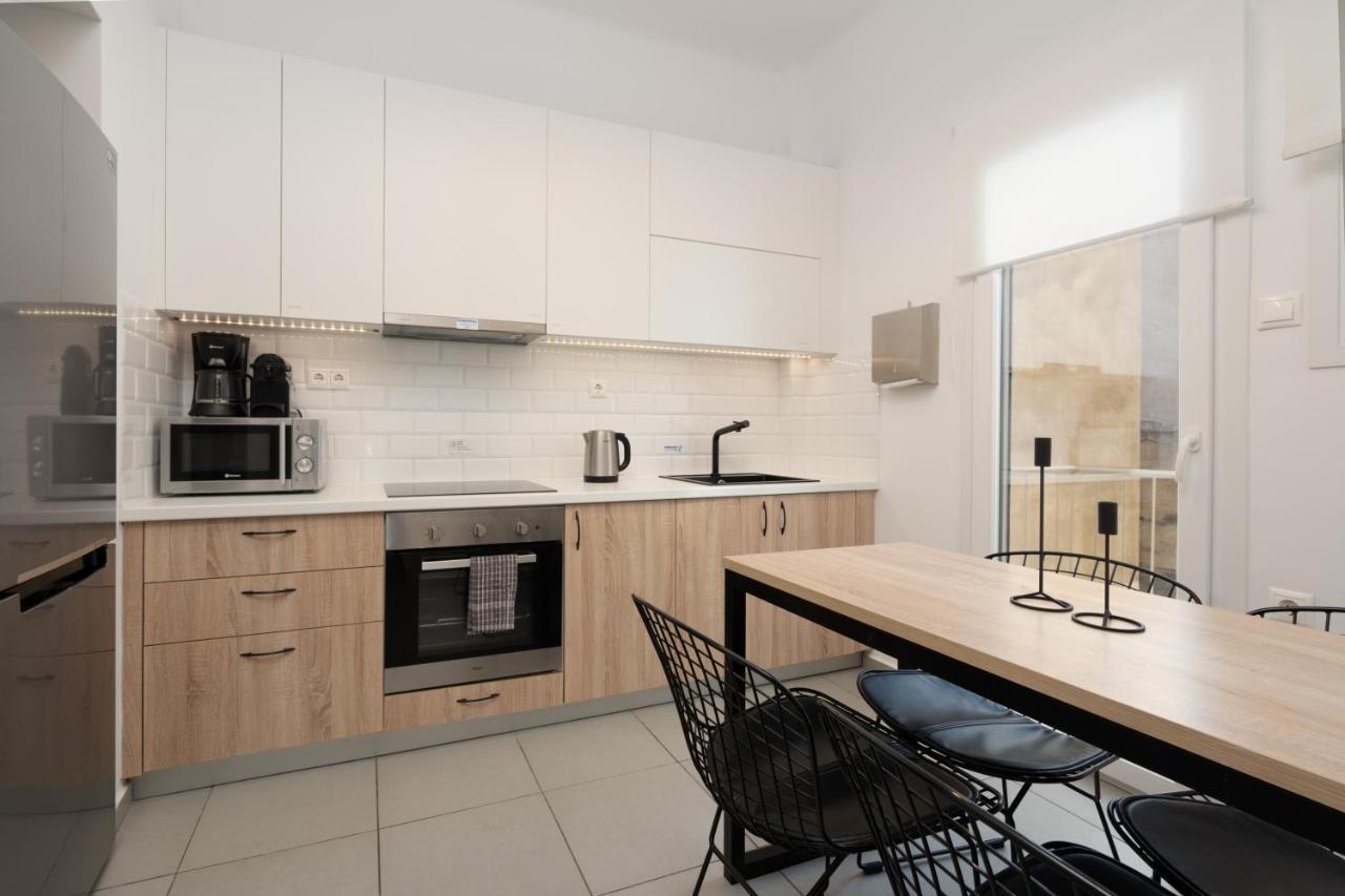 Classy Apartment In Koukaki, Walk To Metro & Acropolis Athens Luaran gambar