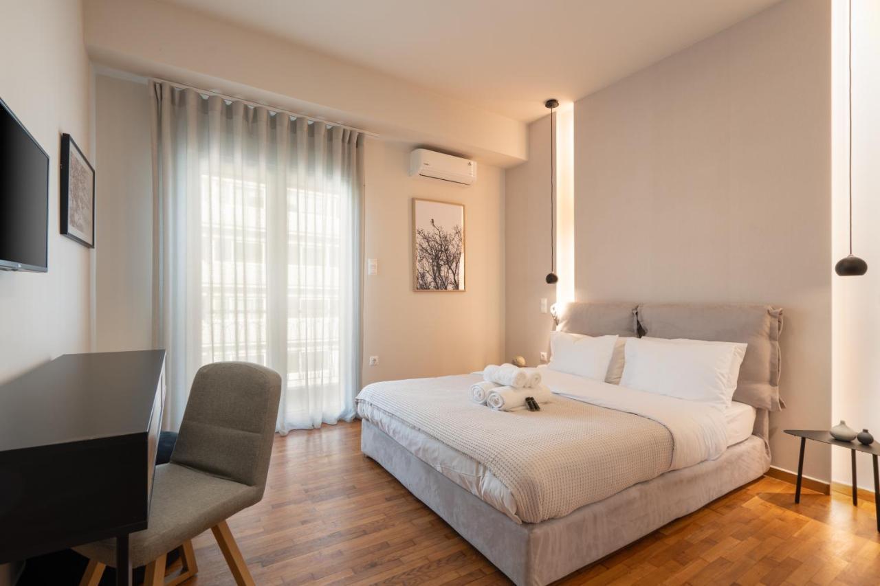 Classy Apartment In Koukaki, Walk To Metro & Acropolis Athens Luaran gambar