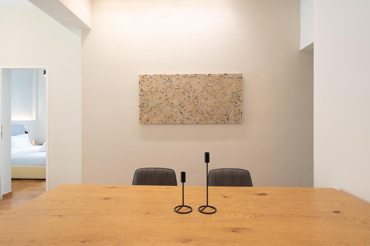 Classy Apartment In Koukaki, Walk To Metro & Acropolis Athens Luaran gambar