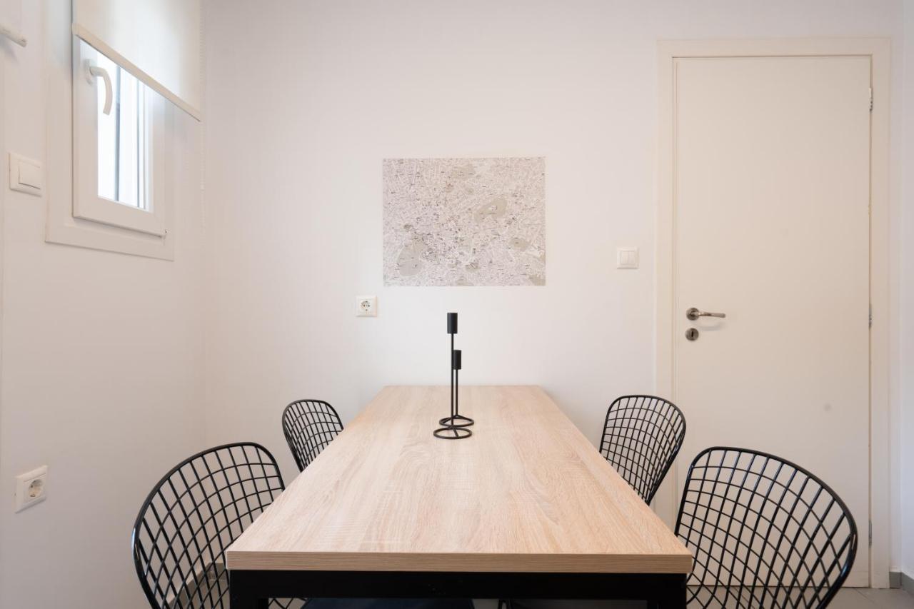 Classy Apartment In Koukaki, Walk To Metro & Acropolis Athens Luaran gambar