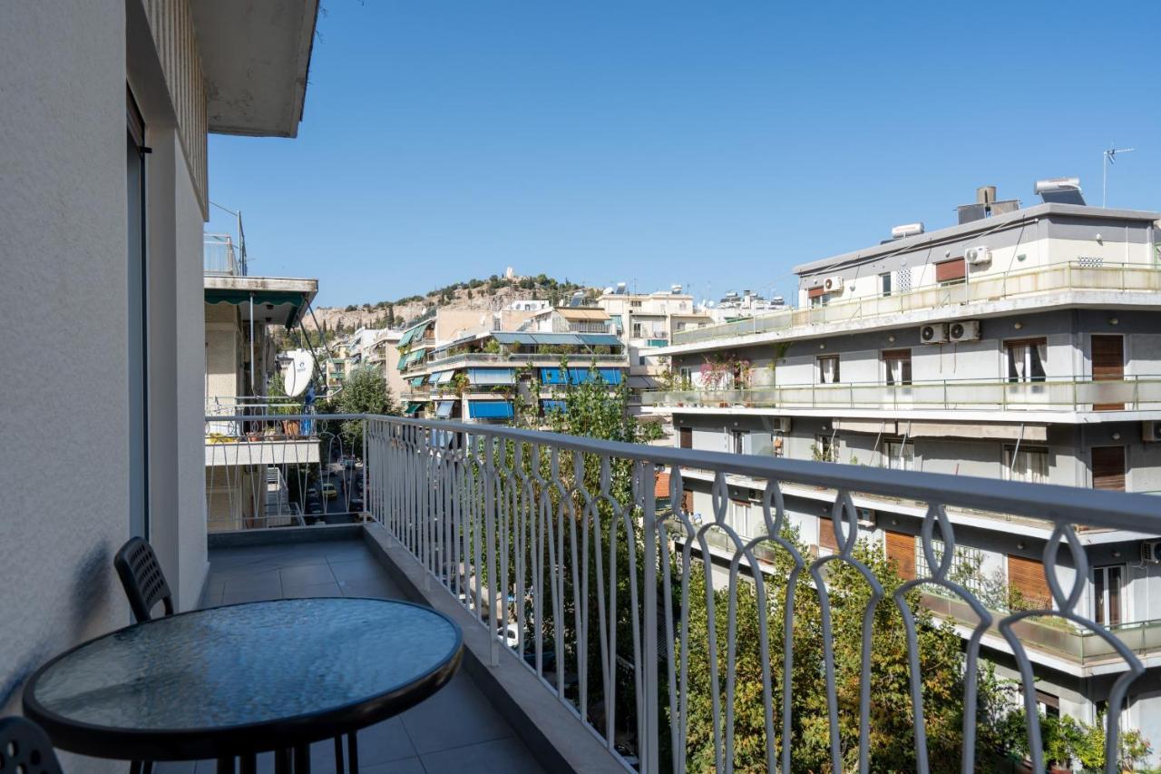 Classy Apartment In Koukaki, Walk To Metro & Acropolis Athens Luaran gambar