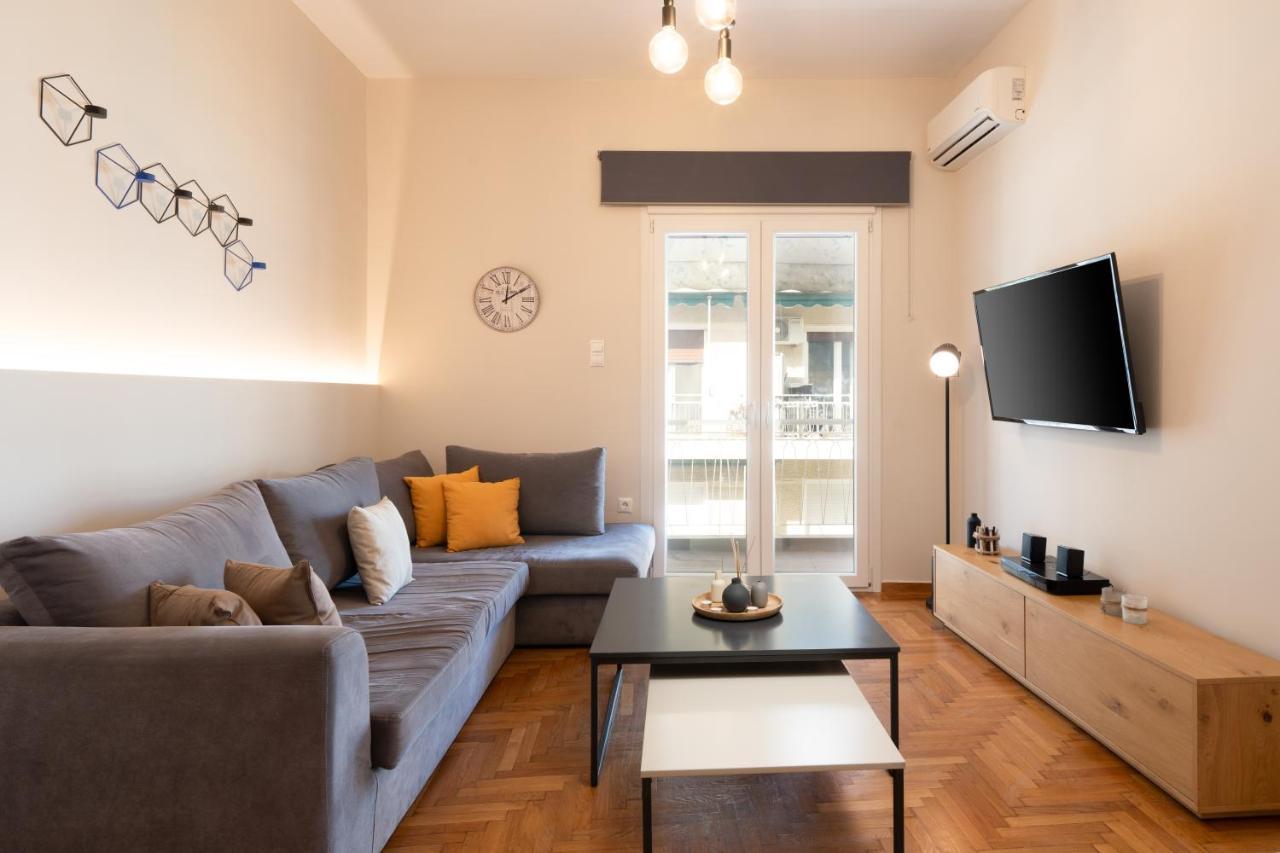 Classy Apartment In Koukaki, Walk To Metro & Acropolis Athens Luaran gambar