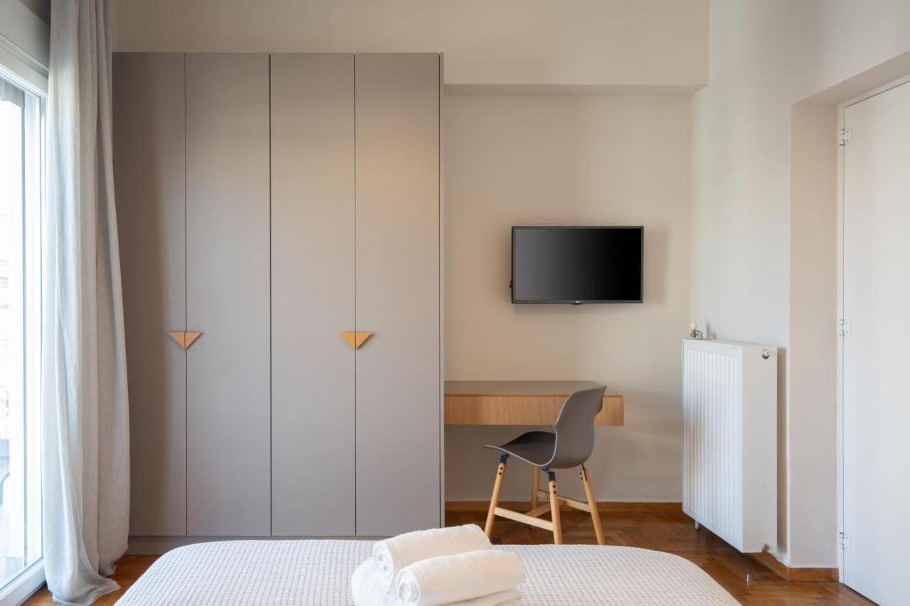 Classy Apartment In Koukaki, Walk To Metro & Acropolis Athens Luaran gambar