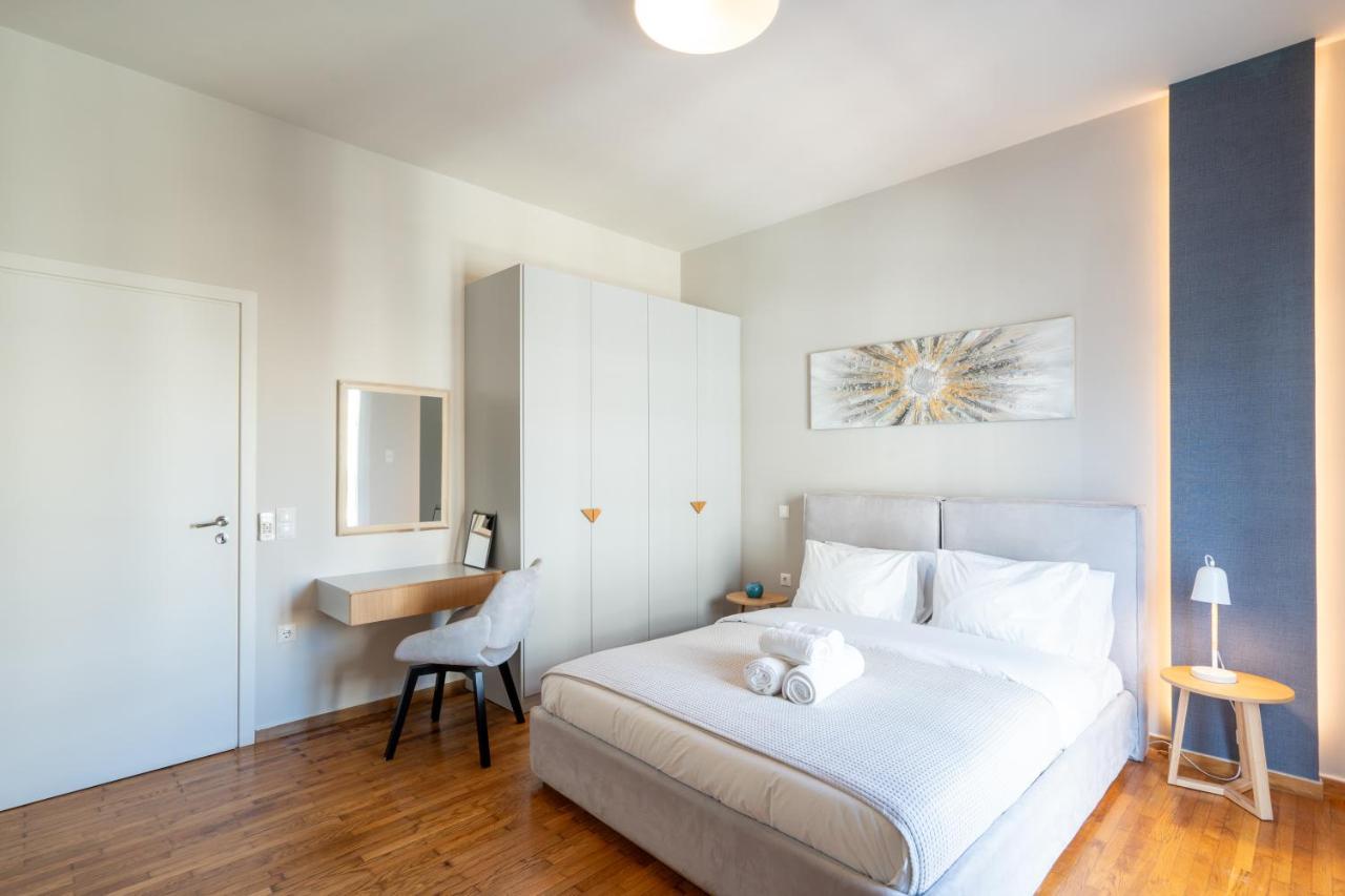 Classy Apartment In Koukaki, Walk To Metro & Acropolis Athens Luaran gambar
